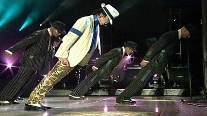 Michael Jackson’ın Yer Çekimine Meydan Okuduğu Efsanevi Hareketinin Sırrı