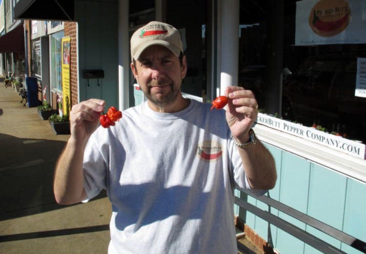 Dünyanın En Acı Biberini Yemeden Önce Bilmeniz Gereken Her Şey