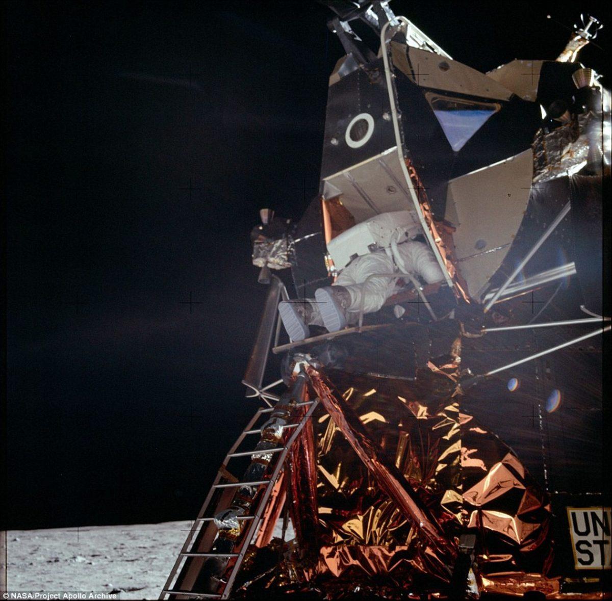 Apollo 11 Görevine Ait, 50 Yıldır Sır Gibi Saklanan Fotoğraflar