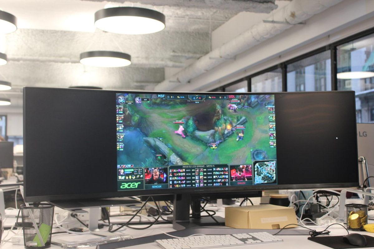 Samsung’un Kendinizdekinden Nefret Etmenize Sebep Olacak, 32:9 Süper Geniş Ekranlı Monitörü