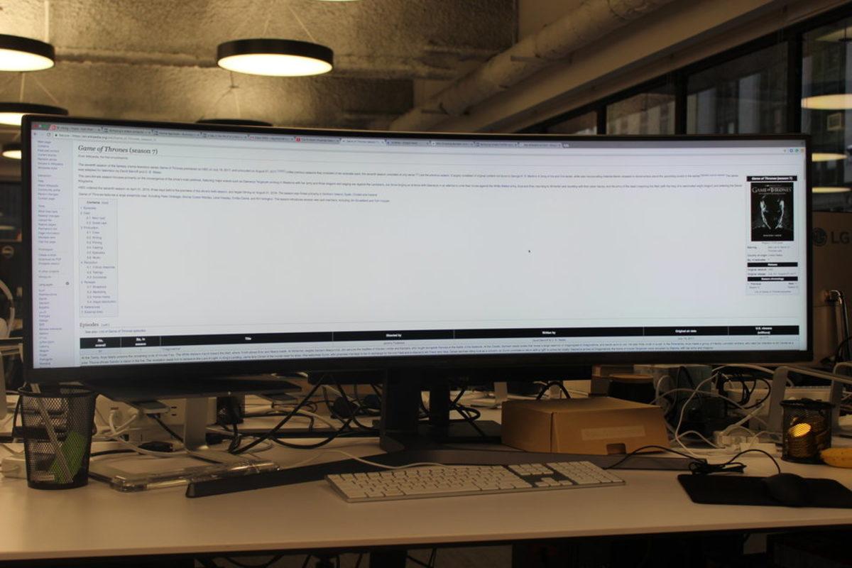 Samsung’un Kendinizdekinden Nefret Etmenize Sebep Olacak, 32:9 Süper Geniş Ekranlı Monitörü