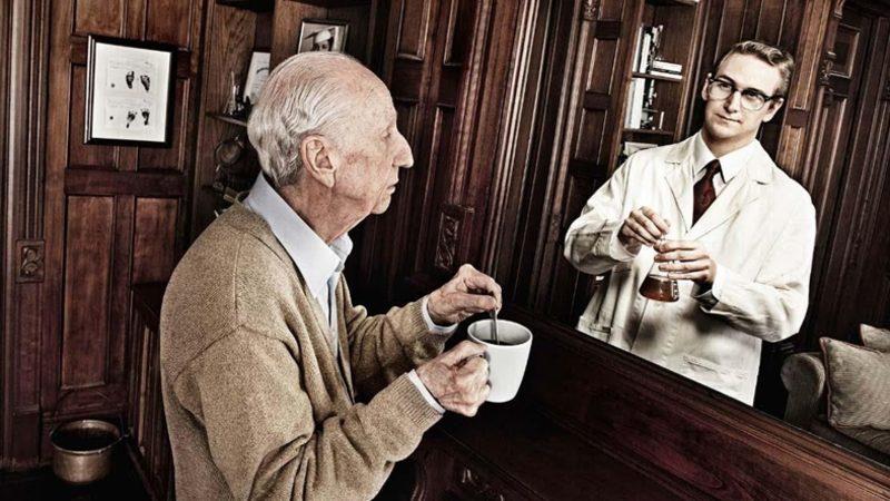 Aynada Kendinize Bakarken Aslında Geçmişinizi Görüyorsunuz