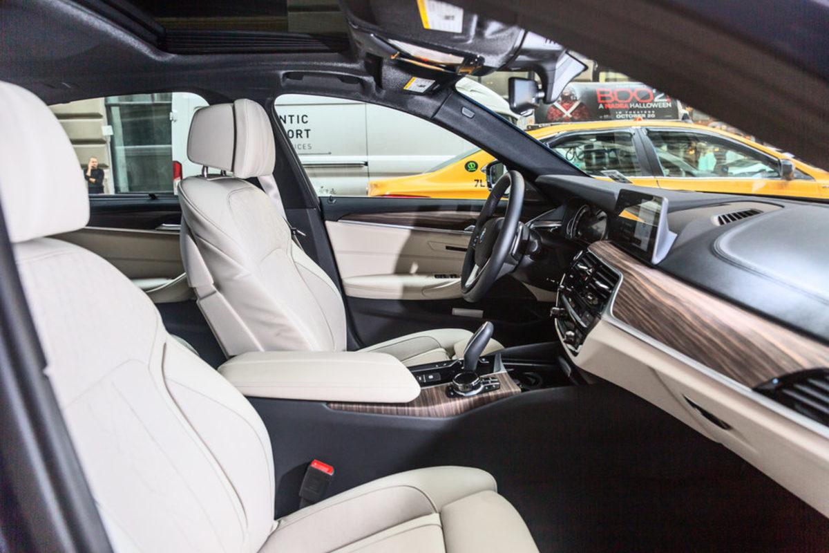 Tesla’dan Daha Çok Sevilen 14 Lüks Otomobil Markası