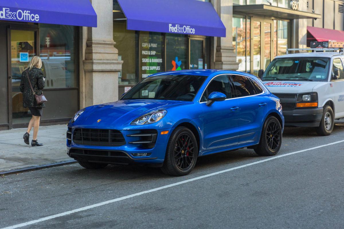 Tesla’dan Daha Çok Sevilen 14 Lüks Otomobil Markası