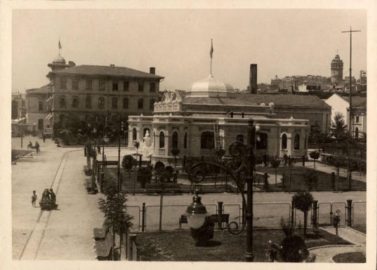 İstanbul’un Daha Önce Hiç Görmediğiniz 47 Fotoğrafı (1920’ler)