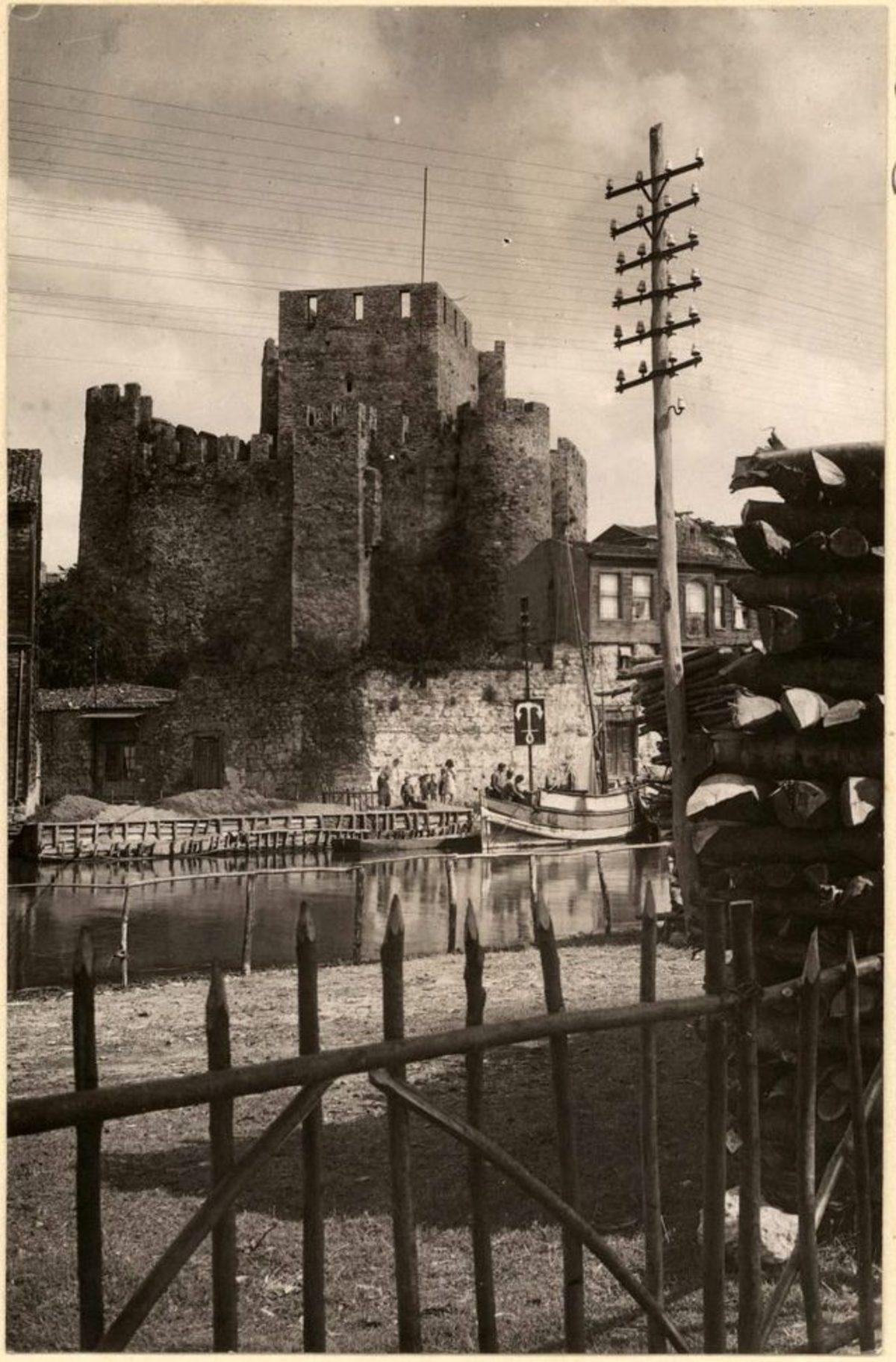 İstanbul’un Daha Önce Hiç Görmediğiniz 47 Fotoğrafı (1920’ler)