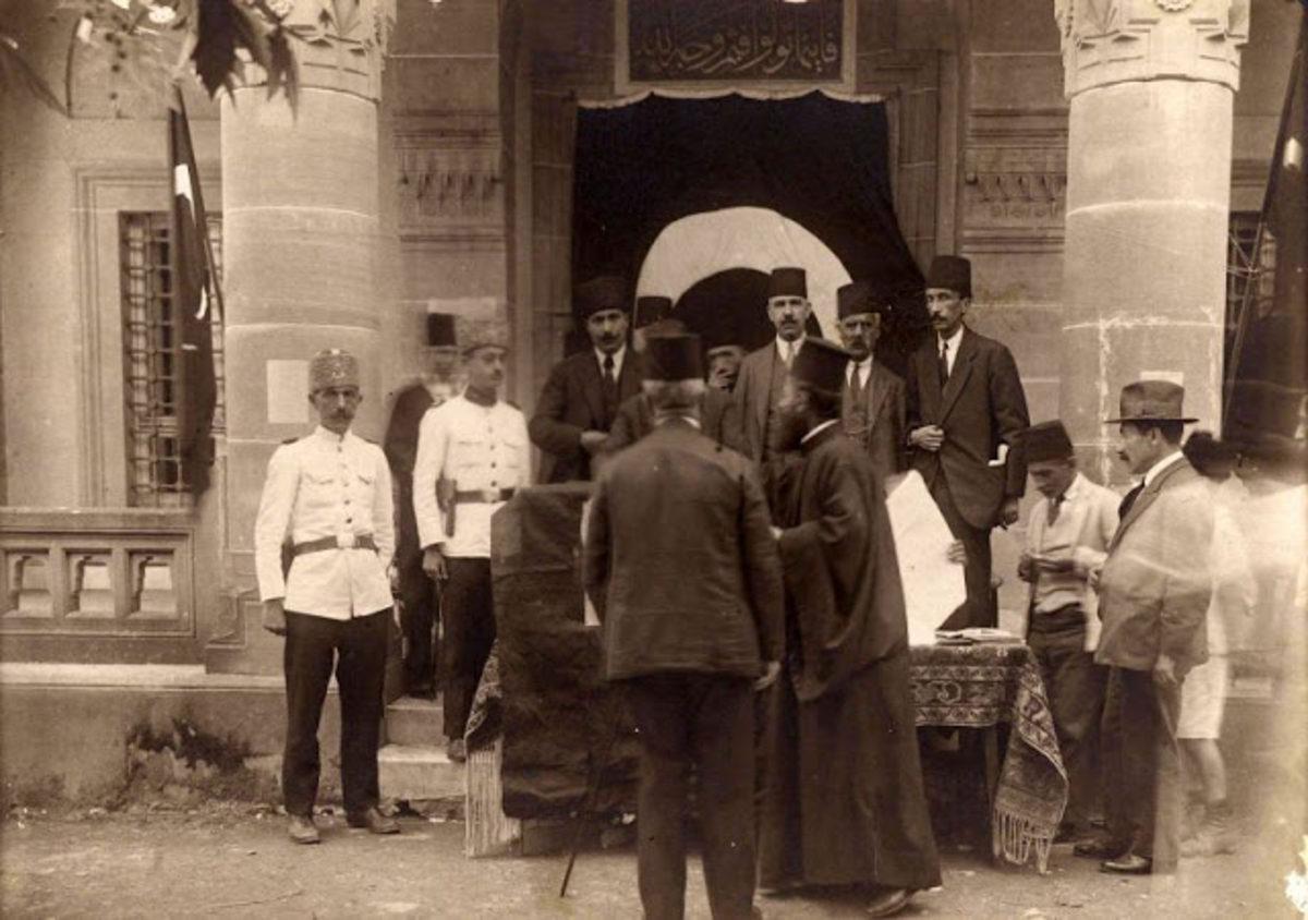 İstanbul’un Daha Önce Hiç Görmediğiniz 47 Fotoğrafı (1920’ler)