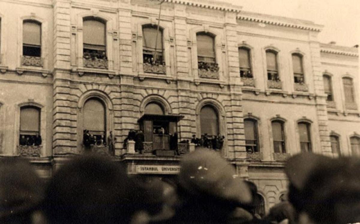 İstanbul’un Daha Önce Hiç Görmediğiniz 47 Fotoğrafı (1920’ler)