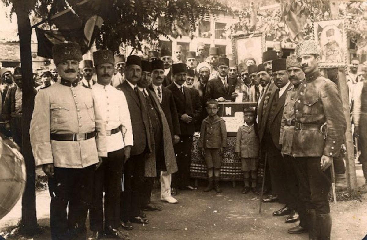 İstanbul’un Daha Önce Hiç Görmediğiniz 47 Fotoğrafı (1920’ler)