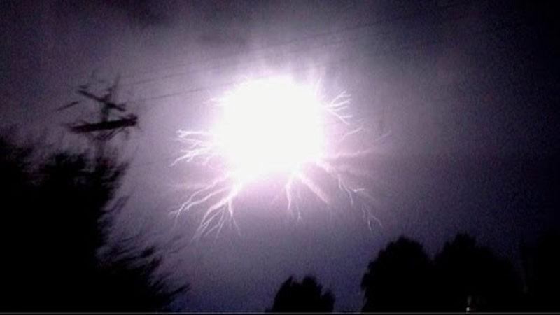 Bilim İnsanları, Ender Rastlanan ‘Yıldırım Topu’ Olayının Gizemini Çözdüler!