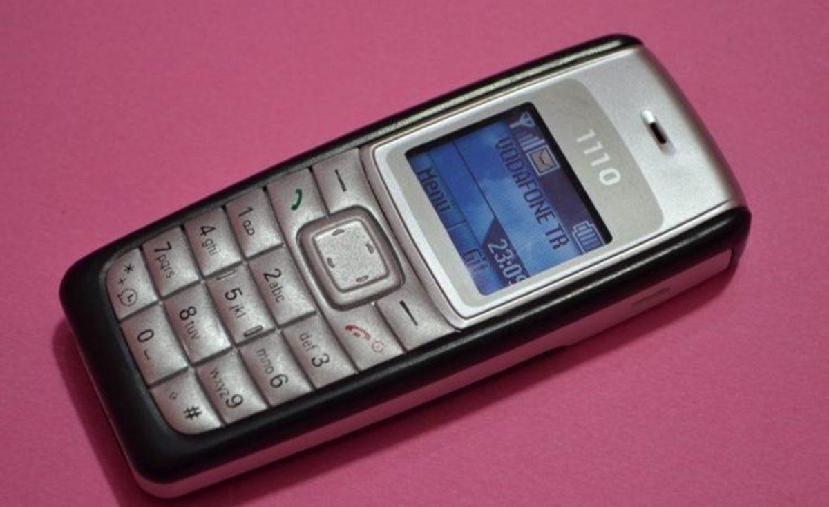 Eski Cep Telefonları Tekrar Popüler Olmaya Başladı