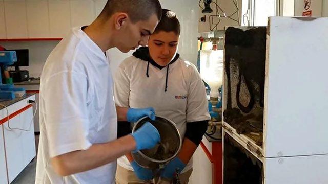 TÜBİTAK’ın Projeleriyle İlgilenmediği İki Lise Öğrencisi Harvard’a Davet Edildi!