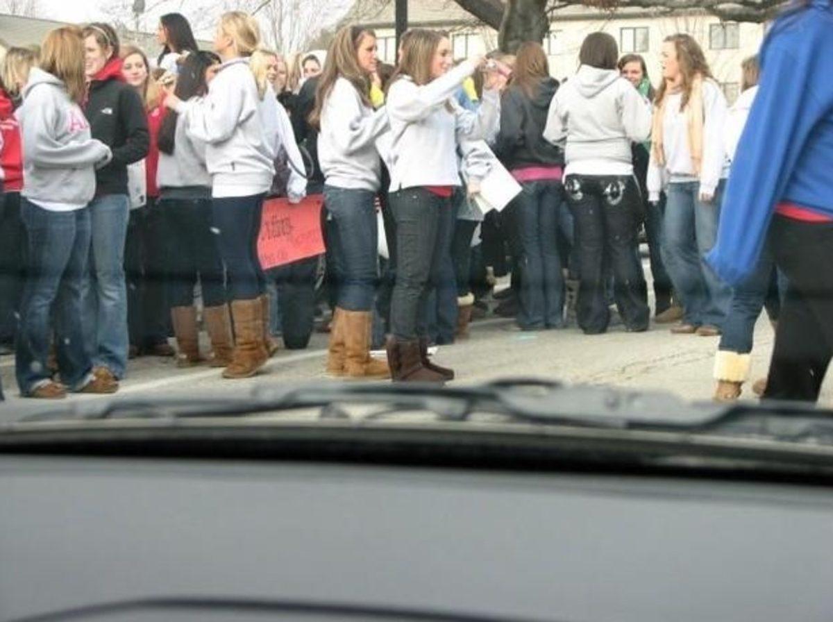 Yabancı Okullarda Uygulanan 10 Saçma Yasak