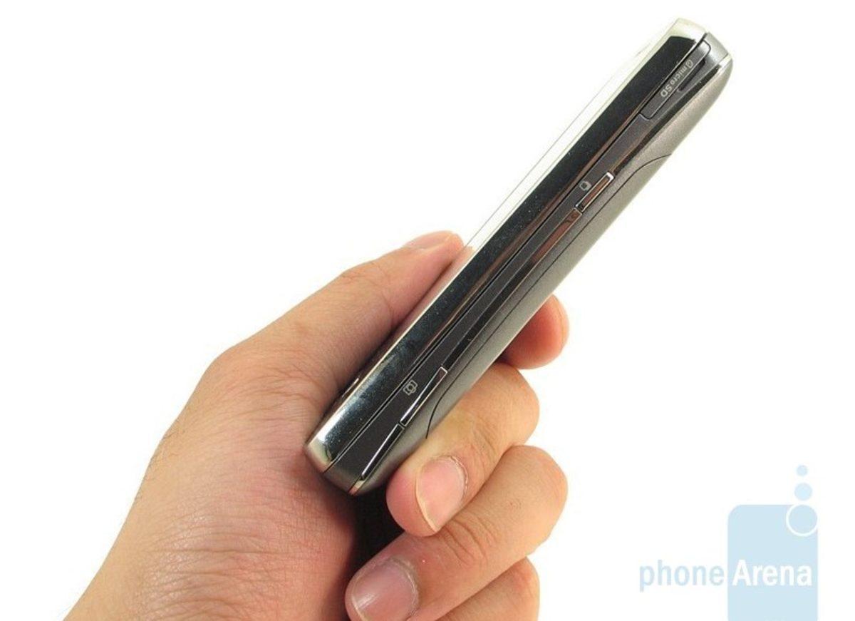 LG’nin 9 Yıl Önce Çıkardığı Projeksiyonlu Telefonu LG eXpo’yu Hatırlıyor musunuz?