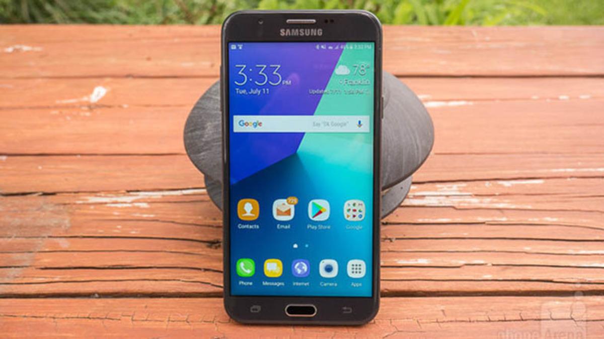 Samsung Galaxy J8 Ve J8 Plus İçin Batarya Sızıntısı Gerçekleşti