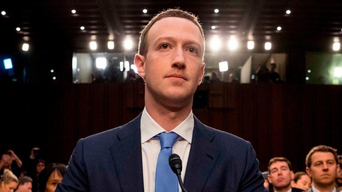 Mark Zuckerberg: “İnsanların Verilerini Satmıyoruz”