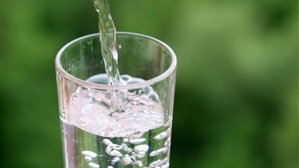 Yemek Yerken Su İçmek Zararlı mı?