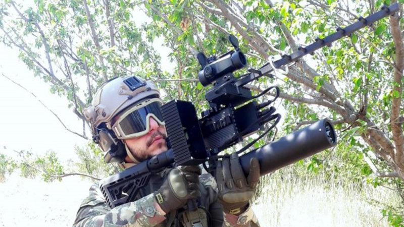 Drone’ları Bir Kuş Misali Avlayan Elektromanyetik Yerli Silahımız: Drone Savar