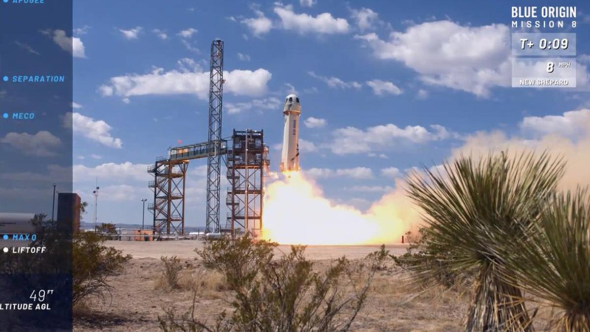 Blue Origin’in SpaceX’in Falcon 9’una Rakip Roketi Başarılı Bir Şekilde Test Edildi