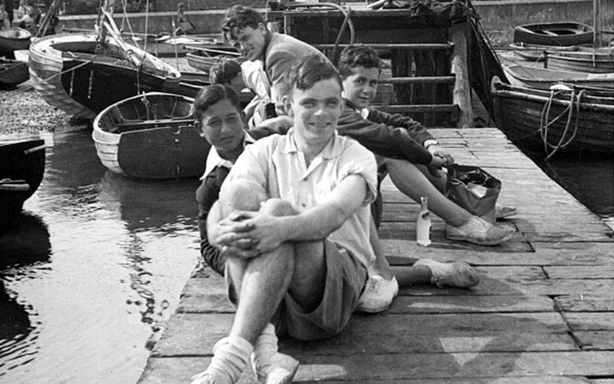 Alan Turing’in İçinde ’Apple Logosu’ Barındıran Sırlarla Dolu Hikayesi