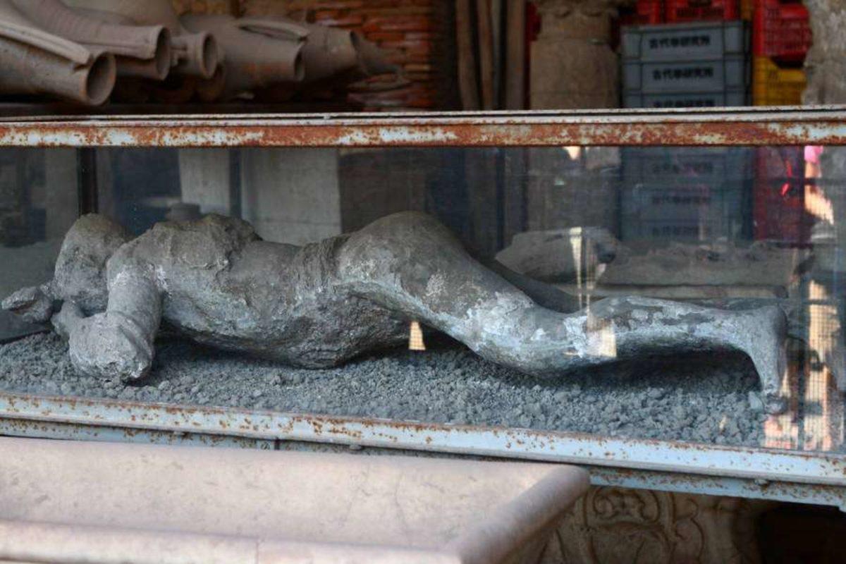 Pompeii Felaketinden Arda Kalan, Baktıkça Düşündüren Acı Verici 14 Fotoğraf!