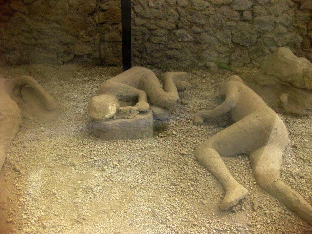 Pompeii Felaketinden Arda Kalan, Baktıkça Düşündüren Acı Verici 14 Fotoğraf!