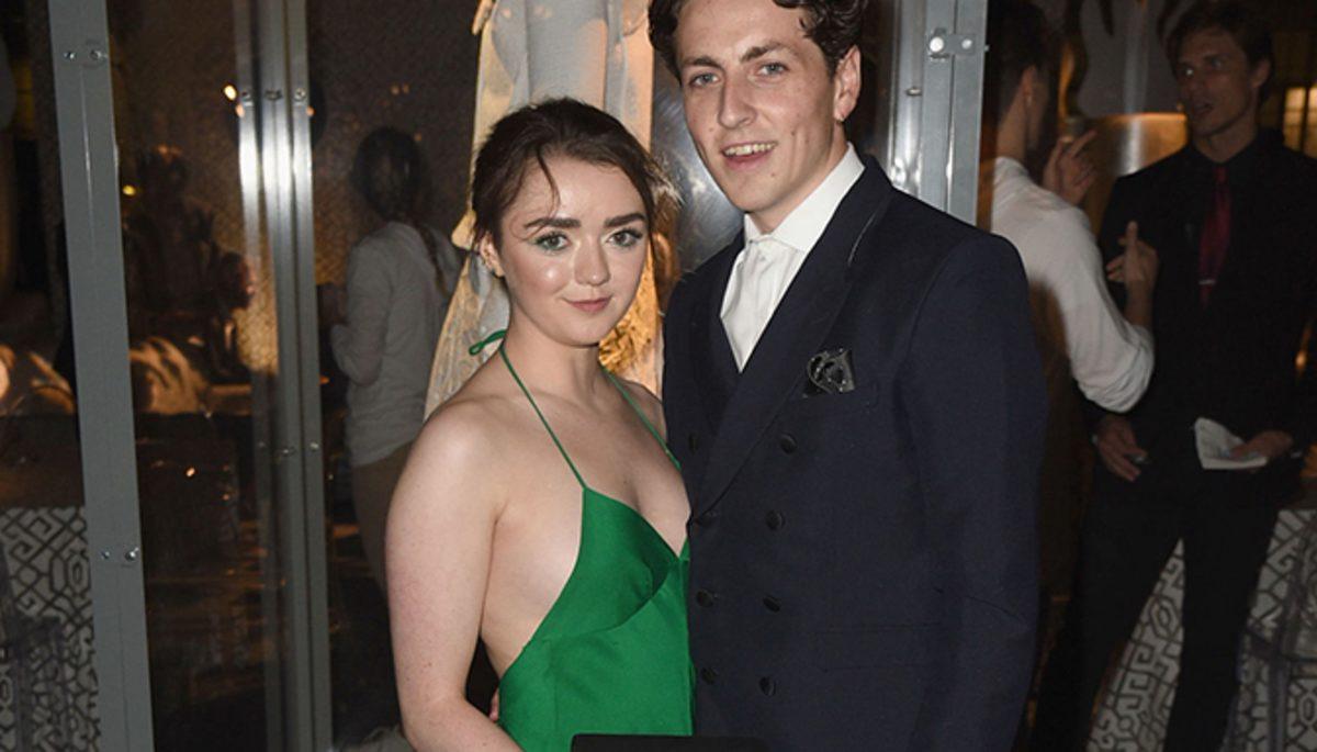 Game of Thrones Oyuncuları Gerçek Hayatta Kimlerle Beraber?