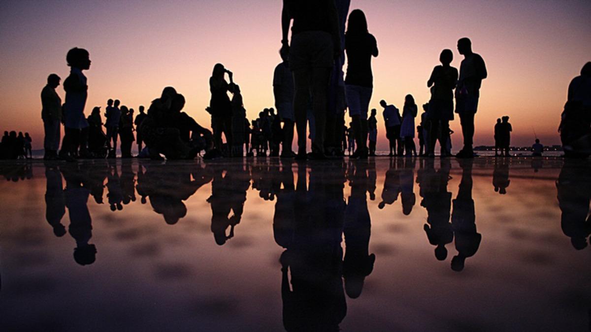 Ülkelere Göre Ortalama Yaşam Süresinin Kaç Yıl Olduğu Belli Oldu! Türkiye’de Durum Ne?