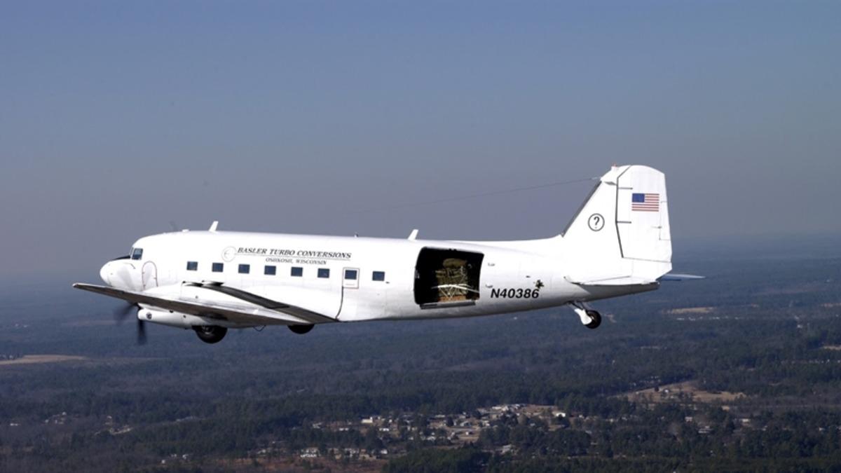 Gökyüzündeyken Uçağın Kapıları Bir Anda Açılırsa Ne Olur?