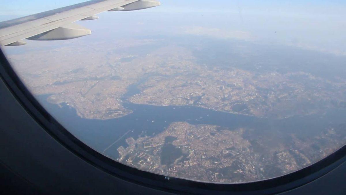 Düşme İhtimaline Karşı Yolcu Uçaklarında Neden Paraşüt Bulundurulmaz?