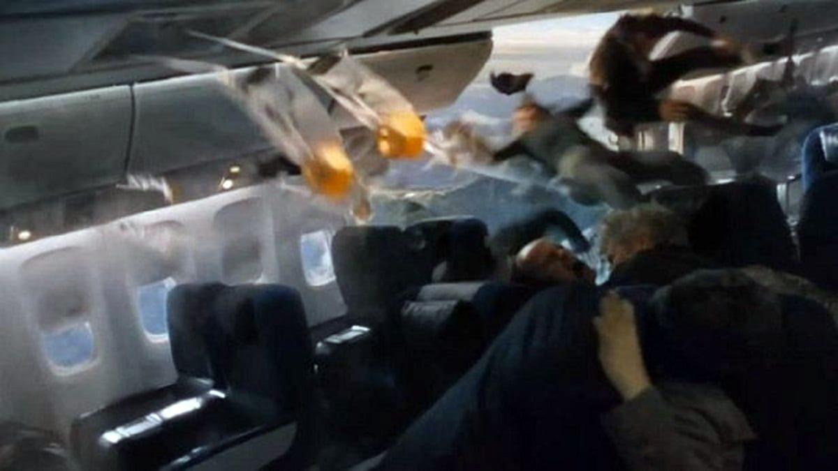 Düşme İhtimaline Karşı Yolcu Uçaklarında Neden Paraşüt Bulundurulmaz?