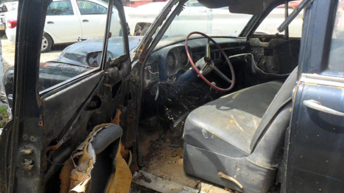 Türk Tamircinin Eski Arabaları Birer Sanat Eserine Dönüştürdüğü Klasik Arabalar