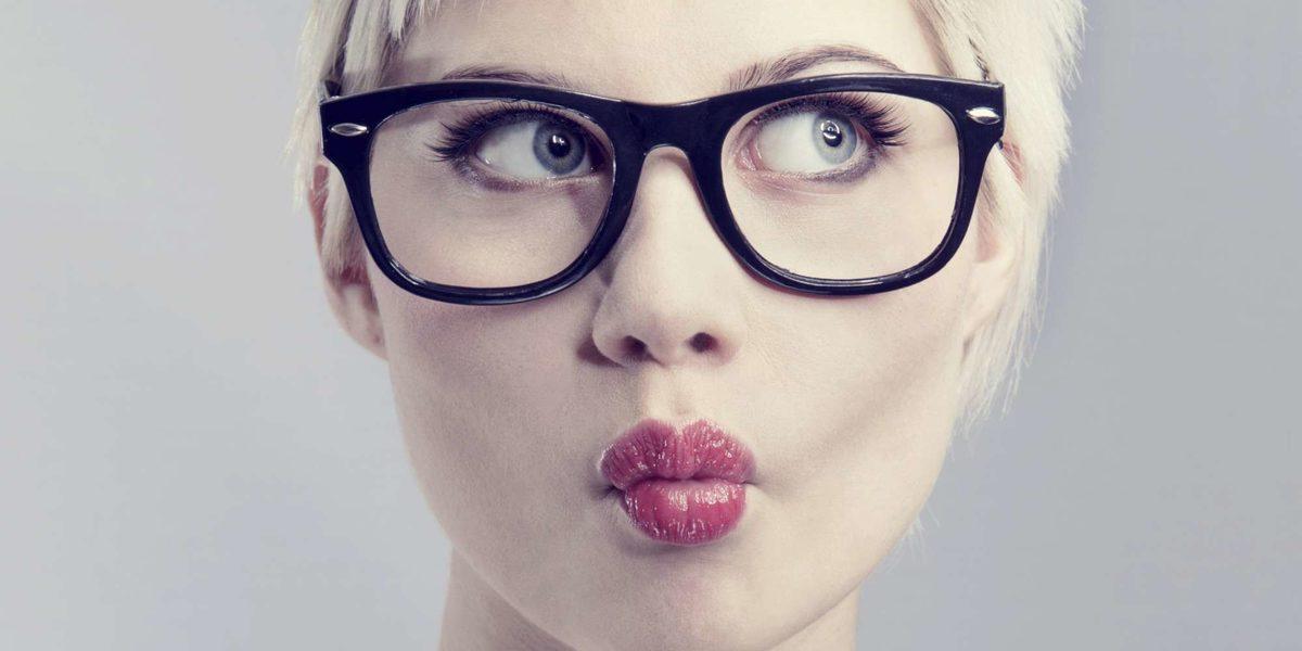 Tarihin En Büyük ‘Bilişsel Genetik’ Araştırması, Gözlük Takanların Daha Zeki Olduğunu Kanıtladı!