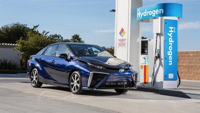 Bir Zamanlar Geleceğin Teknolojisi Olarak Gösterilen Hidrojen Motorlu Araçlar Nasıl Çalışır