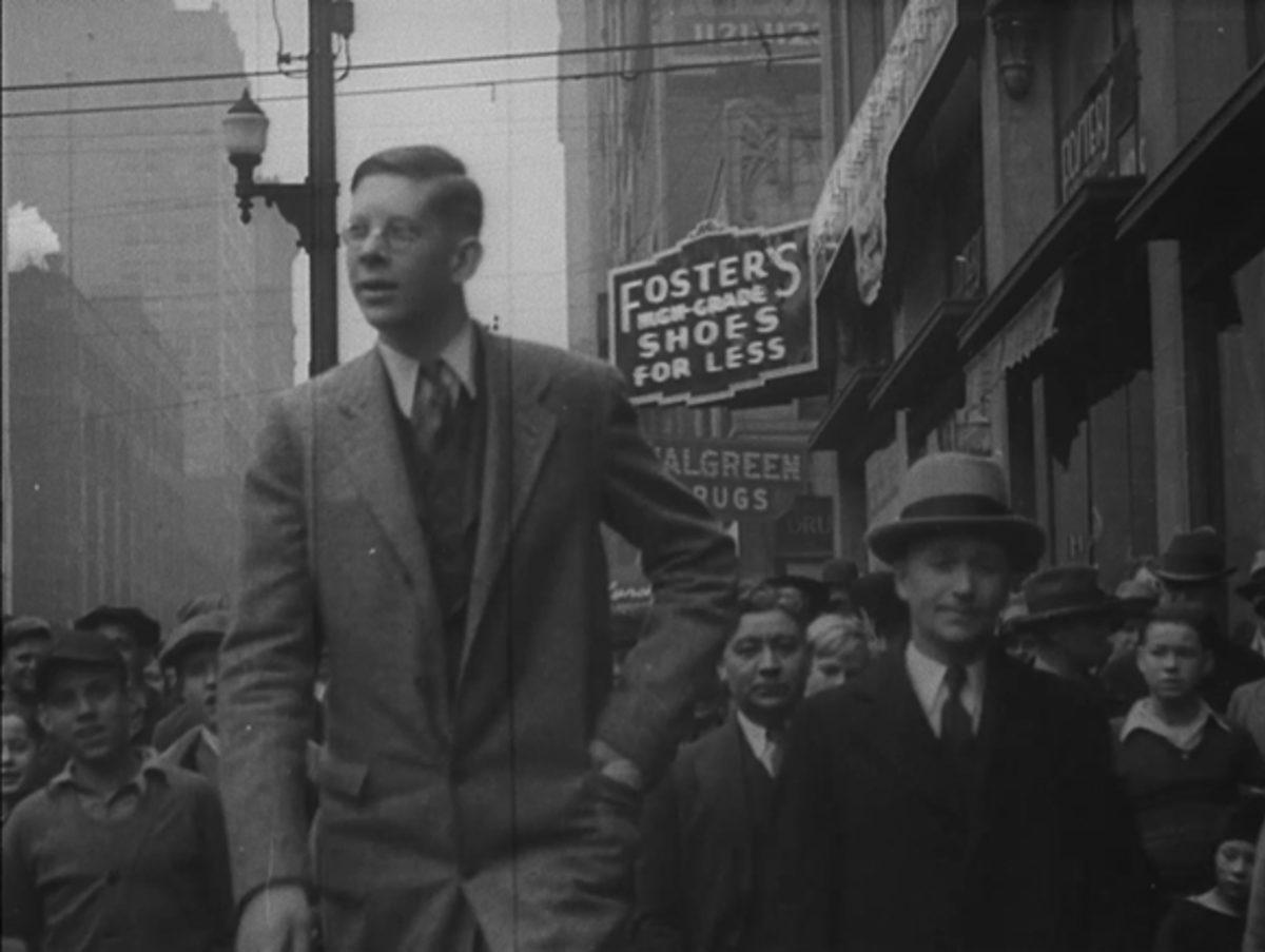 1 Yaşındayken Boyu 1 Metre Olan Dünyanın En Uzun Boylu İnsanı Robert Wadlow’un İlginç Yaşam Öyküsü