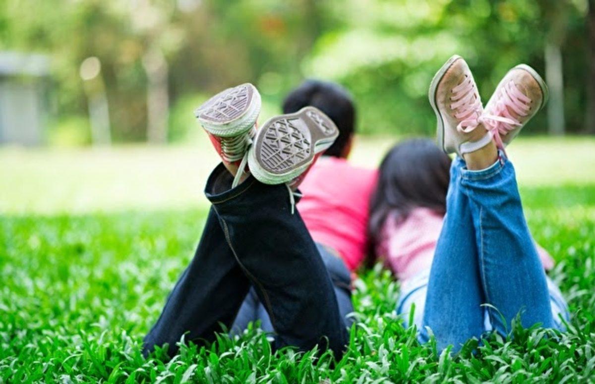 Bilime Göre İlişkilerde ’Kendini Ağırdan Satma’ Taktiği Gerçekten İşe Yarıyor mu?