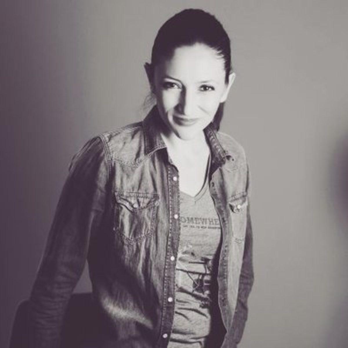 Sınavda Öğrencileri Yerine Kendine Soru Sorarak Son Bir Hayat Dersi Veren Öğretmen: Prof. Dr. Burcu Demirel