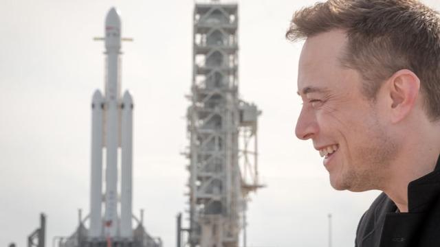 Elon Musk, SpaceX Roketlerinin Boyutlarını Gösteren İlginç Bir Video Paylaştı