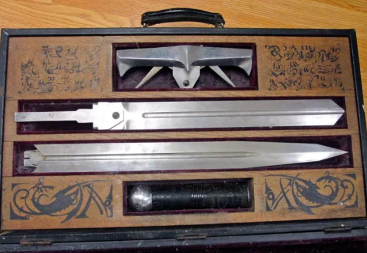 Havalimanlarında Yolcuların Bagajlarından Çıkmış 12 Garip Şey