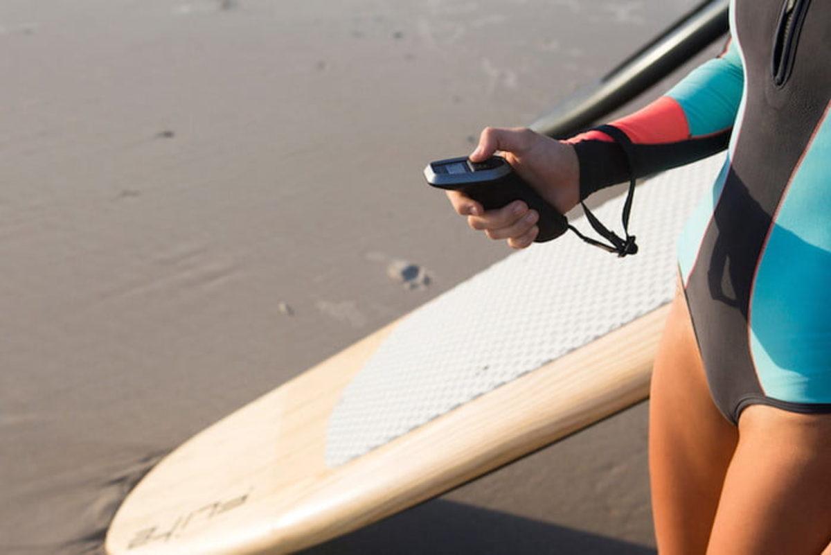 Dalgalara Olan İhtiyacı Ortadan Kaldıran Sörf Tahtası