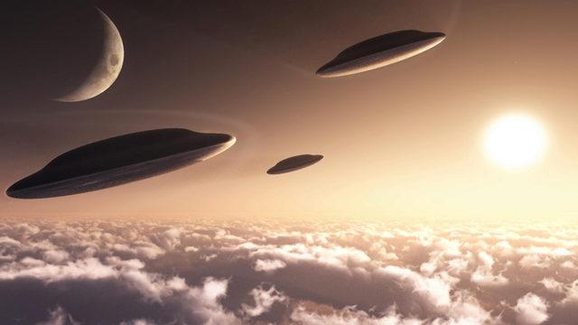 Eski NASA Mühendisinden Komploculara Yanıt: UFO’ları Ciddiye Almalıyız