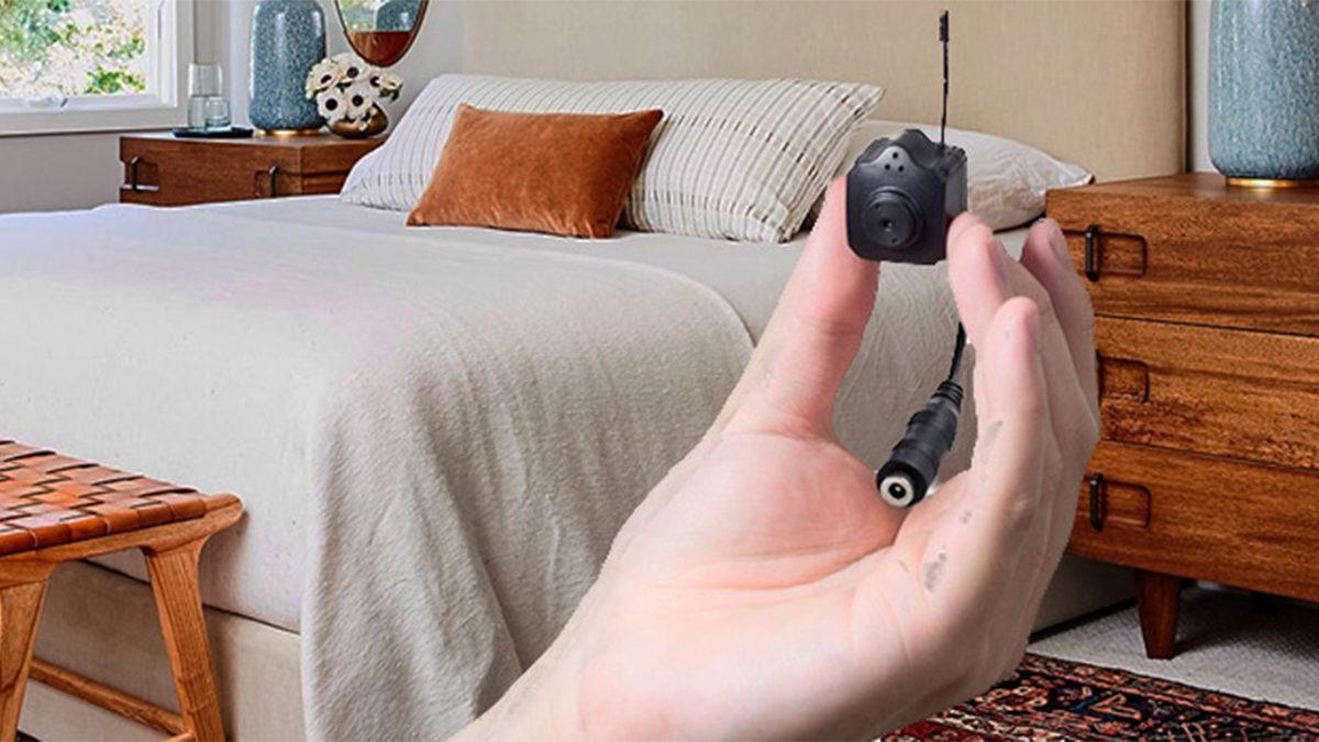 Otel Odaları ve Günlük Kiralık Daireler Gibi Yerlerdeki Gizli Kameraları En Kolay Şekilde Bulabileceğiniz Yollar