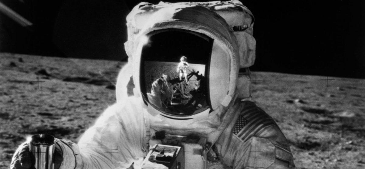 İlluminati, Düz Dünya ve Bermuda Şeytan Üçgeni Gibi Komplo Teorilerine Neden İnanıyoruz?