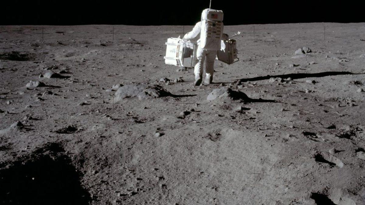 NASA’dan 11 Nefes Kesici Astronot Fotoğrafı