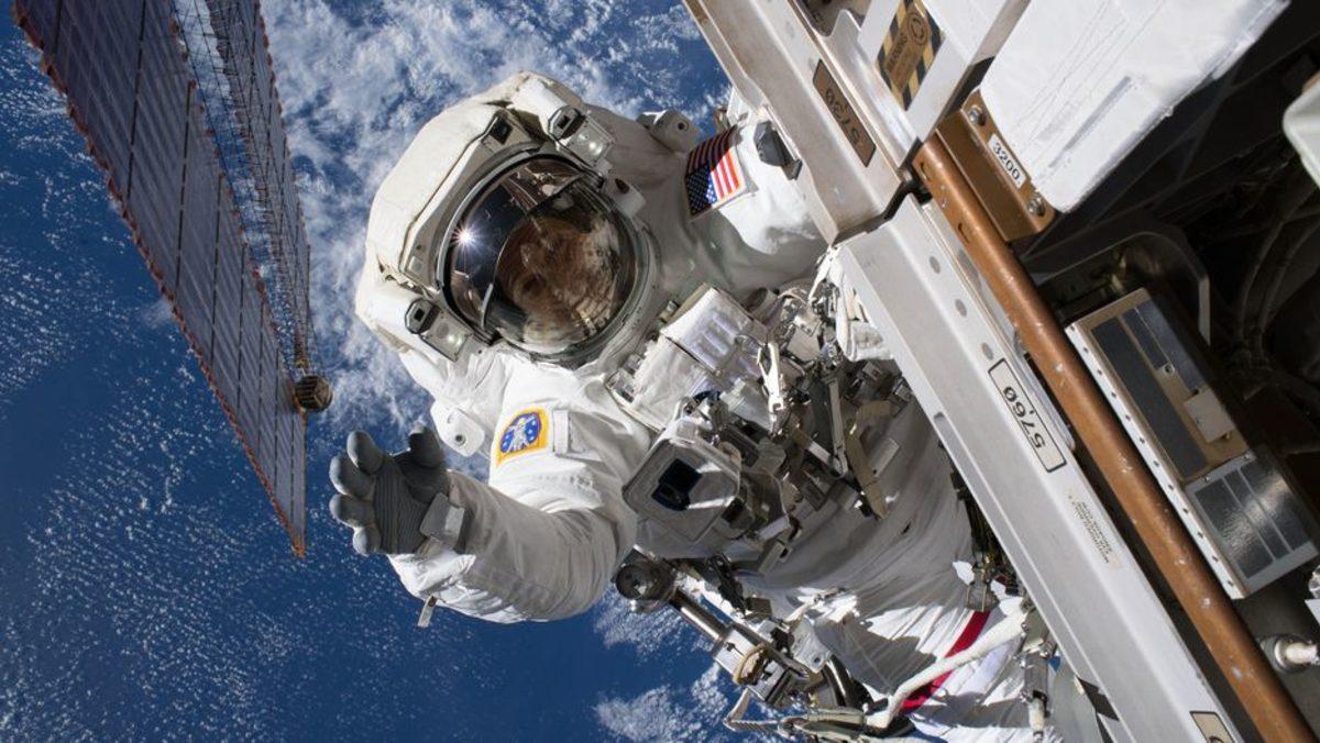 NASA’dan 11 Nefes Kesici Astronot Fotoğrafı