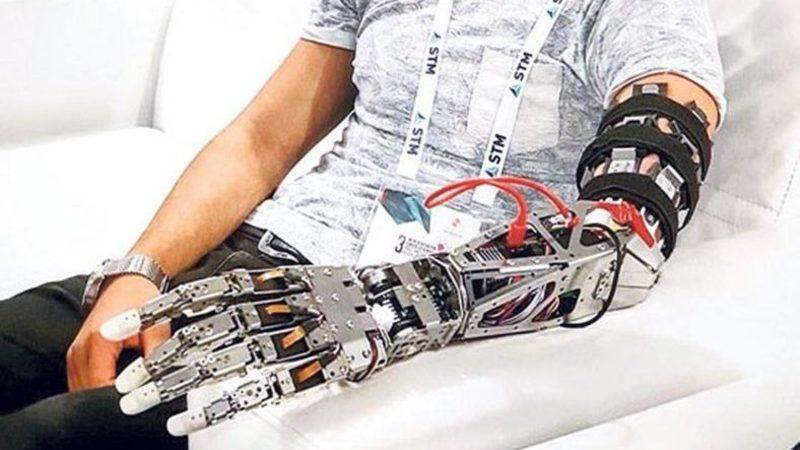 Türk Mühendislerden Bir Profesörümüzün Öve Öve Bitiremediği Yapay Zekalı Protez Kol