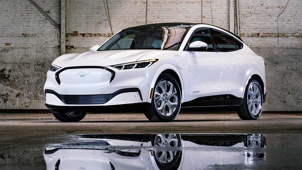 Elektrikli Ford Mustang Türkiye’de Satışa Sunuldu: İşte Fiyatı