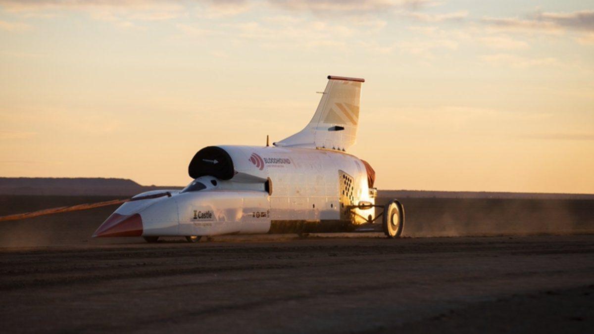 Dünyanın En Hızlı Arabası Olmayı Hedefleyen Bloodhound LSR, 1010 km/s Hıza Ulaştı
