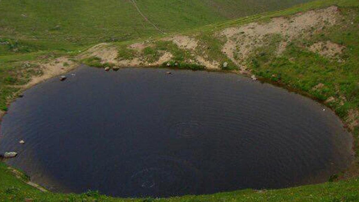 Çevre ve Şehircilik Bakanı’ından Flaş ’Dipsiz Göl’ Açıklaması