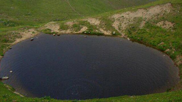 Çevre ve Şehircilik Bakanı’ından Flaş ’Dipsiz Göl’ Açıklaması